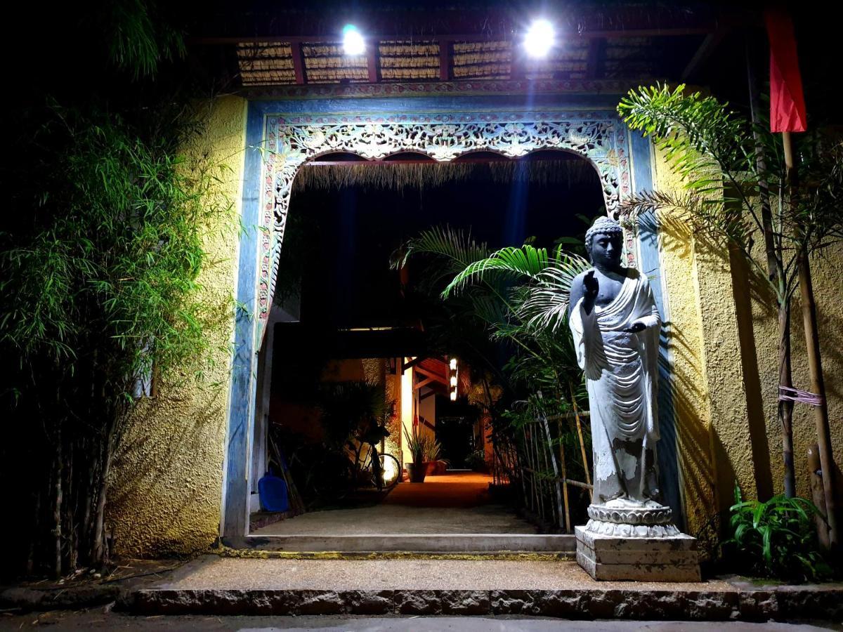 Cinta Cottages Gili Trawangan Extérieur photo